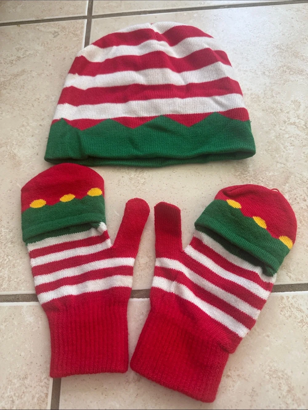 Kids Red, White & Green Holiday Beanie and Mittens Set